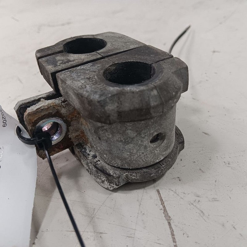 Outlander Sport Front Sway Bar Bushing Mounting Bracket  2019 2020 202