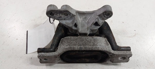 Engine Motor Mount Right Passenger 2008 Saturn Vue OEM