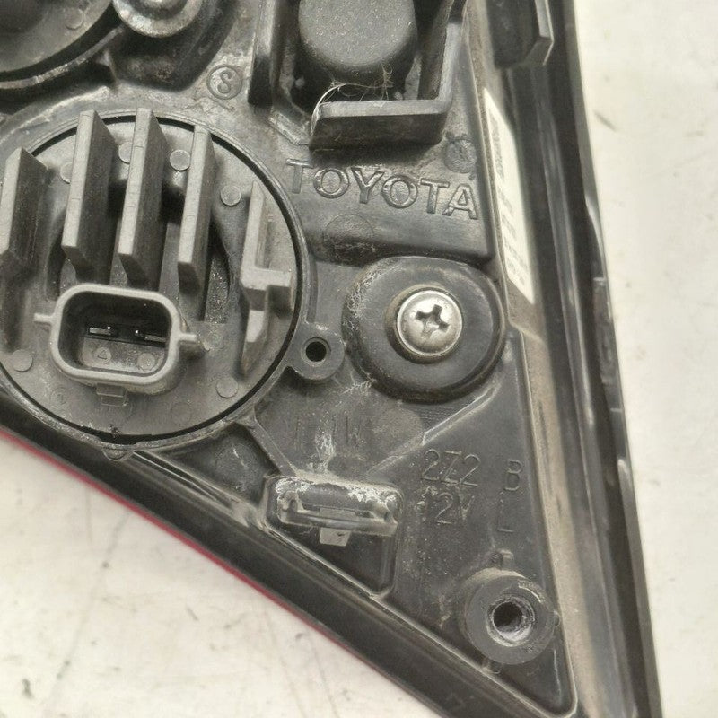 Driver Left Tail Light Brake Lamp VIN Fu 7th And 8th Digit 19-22 Toyot