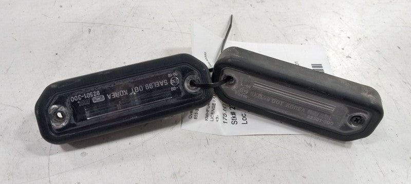 Hyundai XG350 License Plate Light Lamp 2003 2004 2005 OEM