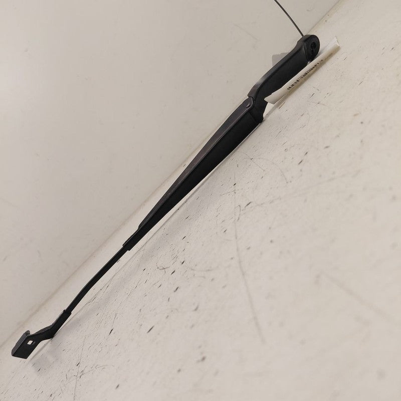2018 Fiat 500 X Model Windshield Wiper Arm Left Driver