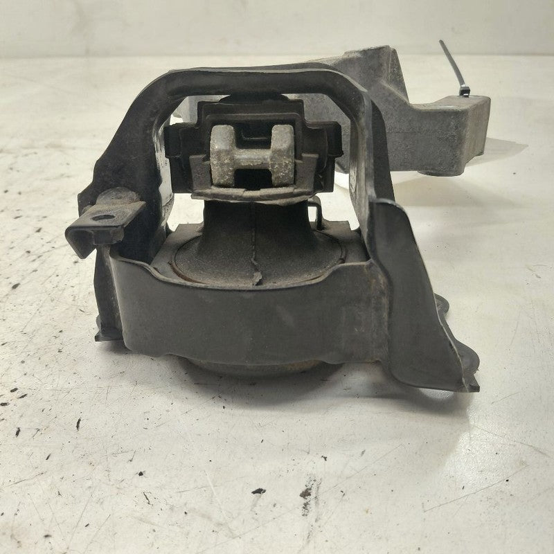 Nissan Versa Note Engine Motor Mount Right Passenger  2019 2018 2017