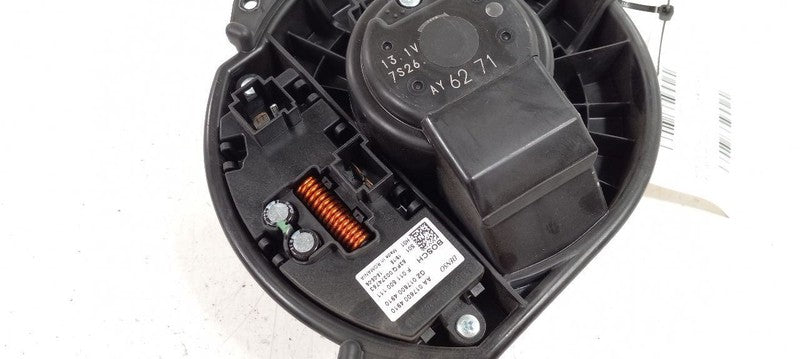 Blower Motor Fits 14-20 CHEROKEE  OEM