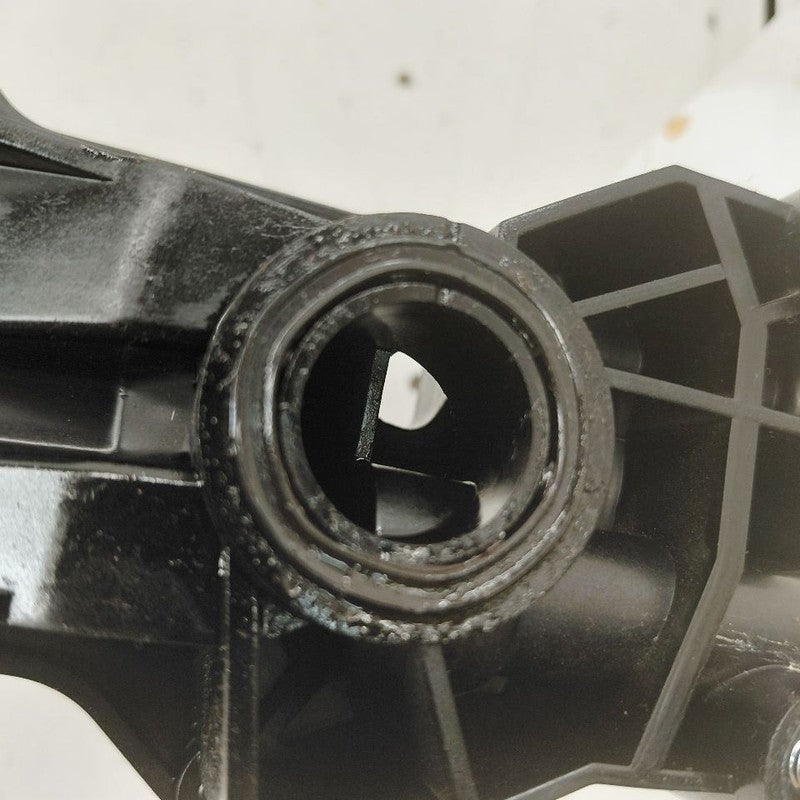 Chrysler 300 Engine Oil Filter Adapter Bracket Housing Mount  2017 201