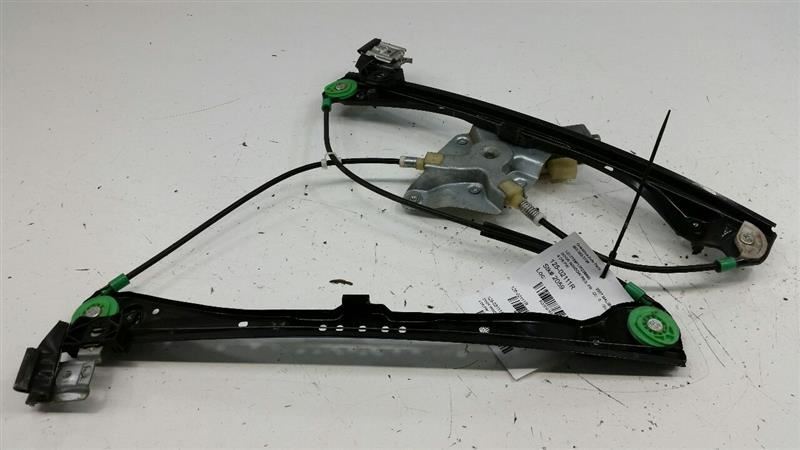 25802960 Passenger Right Front Power Window Regulator Motor Track 04-08 CHEVY MALIBU