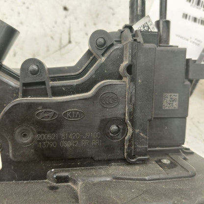 Hyundai Kona Door Latch Lock Right Passenger Rear  2021 2020 2019