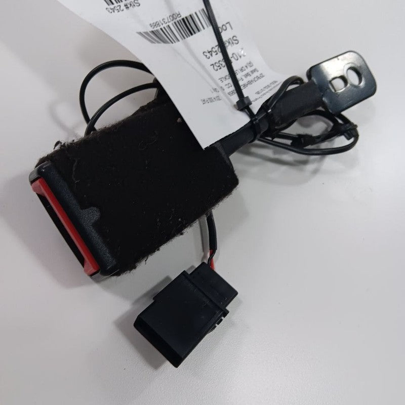 Driver Left Front Seat Belt Buckle Latch 4 Door L Model Fits 14-17 FIAT 500