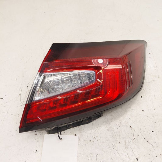 Passenger Right Tail Light Brake Lamp Quarter Panel Mounted 17-19 Hond