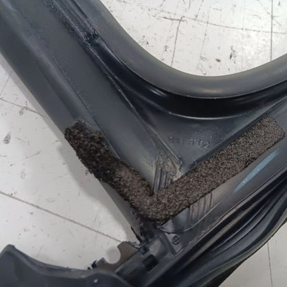 Jeep Compass Door Glass Window Seal Rubber Right Passenger Rear Back  2018 2019 