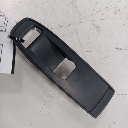 Subaru Crosstrek Window Switch Bezel Trim Right Front 2019 2020 2021 2