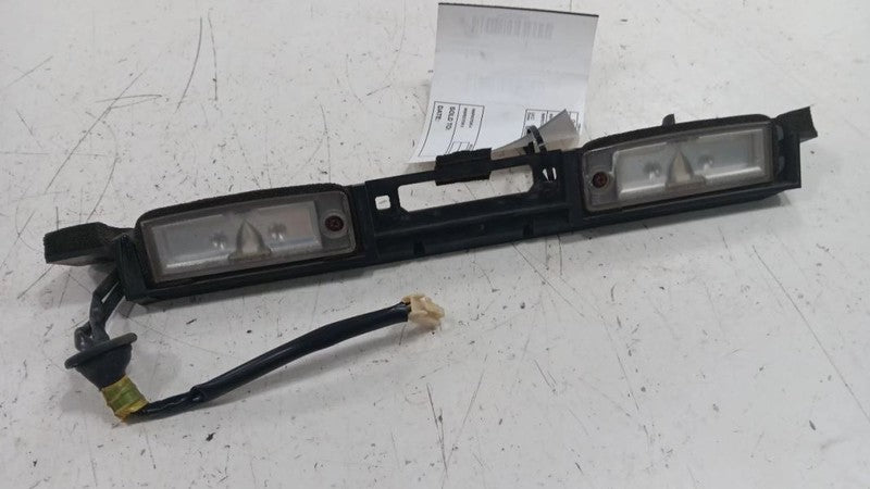 Lexus LS460 License Plate Light Lamp  2007 2008 2009 OEM