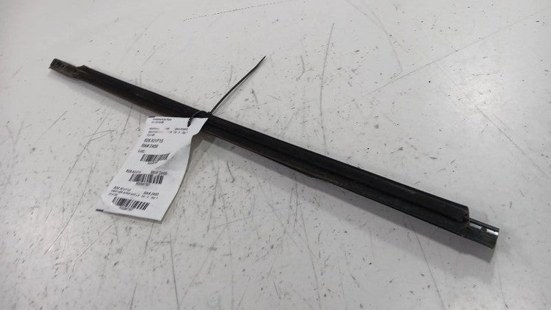 Kia Forte Door Glass Window Weather Strip Trim Rear Left Back  2014 2015 