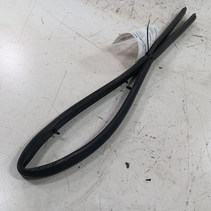 Outlander Sport Cowl Vent Panel Hood Rubber Seal  2022 2023 2024 OEM