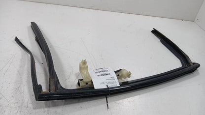 Dodge Dart Door Glass Window Seal Rubber Right Passenger Rear Back  2013 2014 20