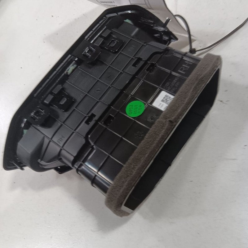 Chevy Trailblazer Dash Air Vent Right Passenger  2021 2022 2023