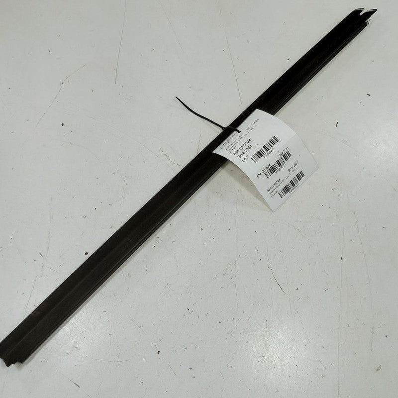 Jeep Compass Right Front Weather Strip Interior  2025 2024 2023 OEM