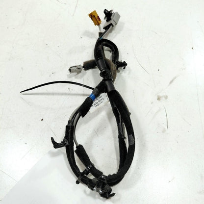 Kia Soul Antenna Feeder Wire {96220B2360} 2017 2018 2019 OEM