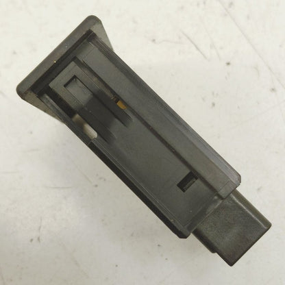 Chrysler 300 USB Plug In Hub Port  2017 2018 2019