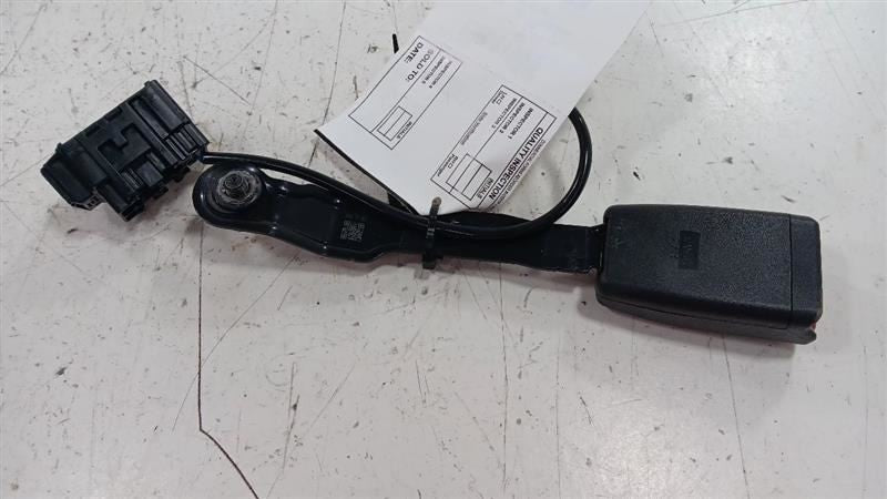 Seat Belt Front Driver Left Buckle Latch Fits 2016 2017 2018 2019 MAZD