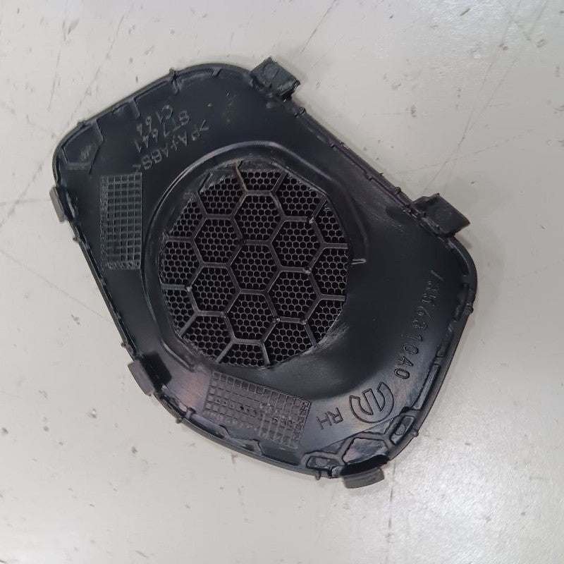 Fiat 500 Dash Speaker Cover Right Passenger Side  2016 2017