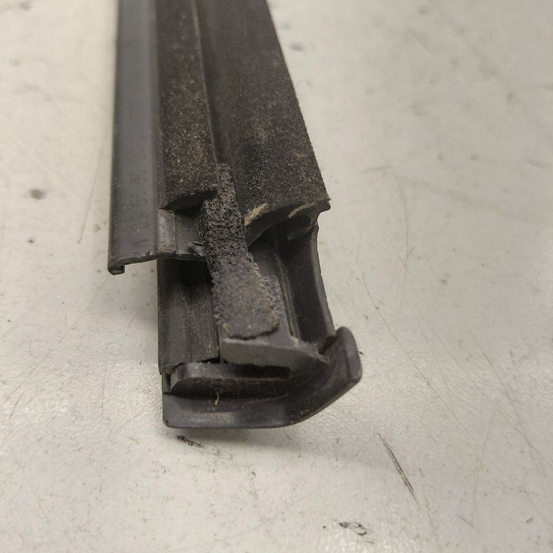 Chevy Trax Door Glass Window Weather Strip Trim Rear Right Passenger S