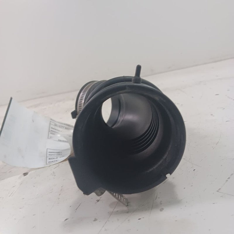 INFINITI QX50 Right Hand Air Cleaner Tube Intake Hose  2017 2016 2015 
