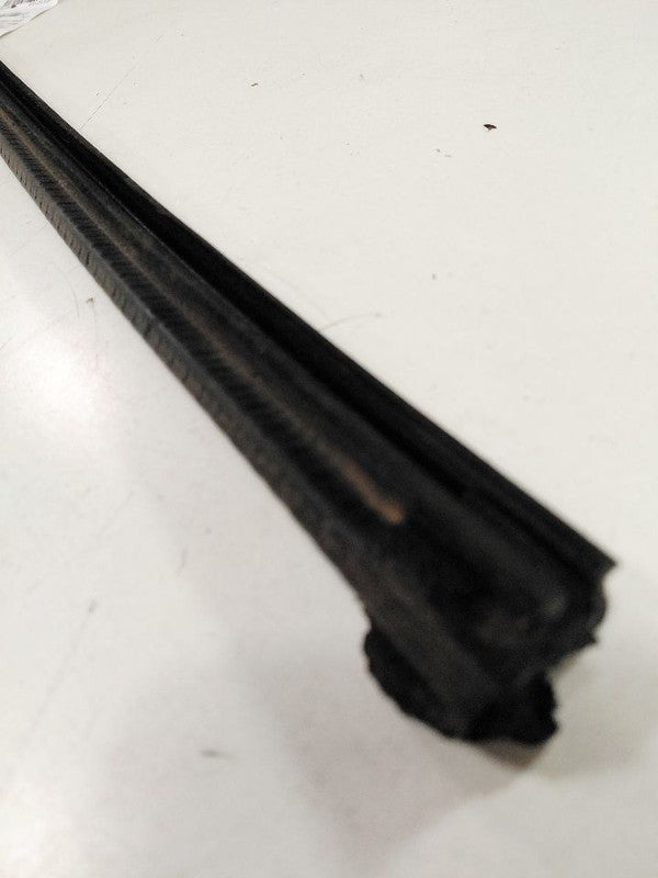 Ford Edge Right Rear Weather Strip Interior  2019 2020 2021 2022 2023 