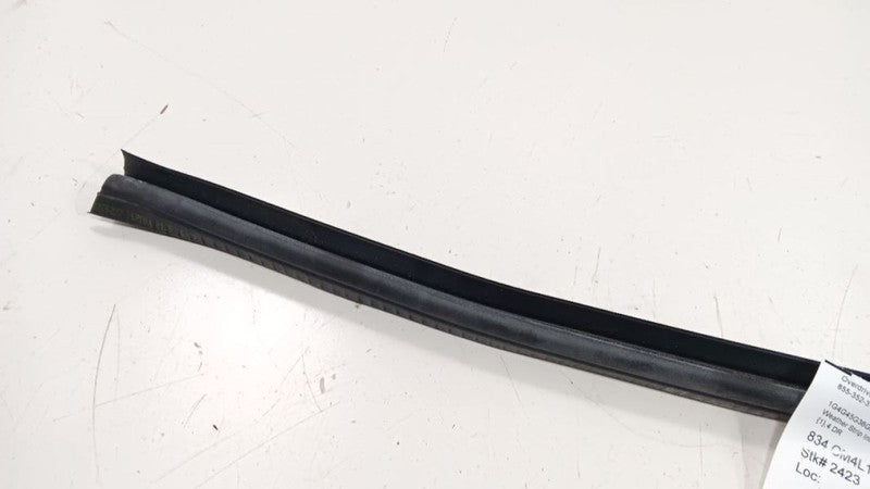 Buick Lacrosse Right Front Weather Strip Interior 2013 2014 2015 2016 