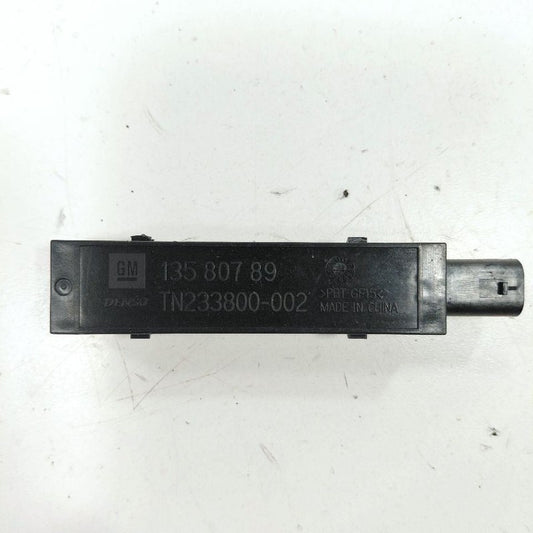 Buick Encore Keyless Entry Antenna Module {13580789} 2020 2019 2018 OE