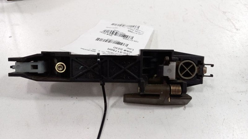 806067Y153 Passenger Door Handle Exterior Assembly Door Front Fits 04-05 MAXIMA