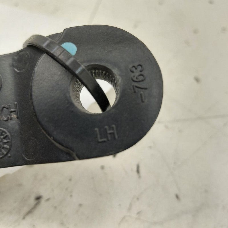 Chevy Volt Windshield Wiper Arm Left Driver  2019 2018 2017 2016