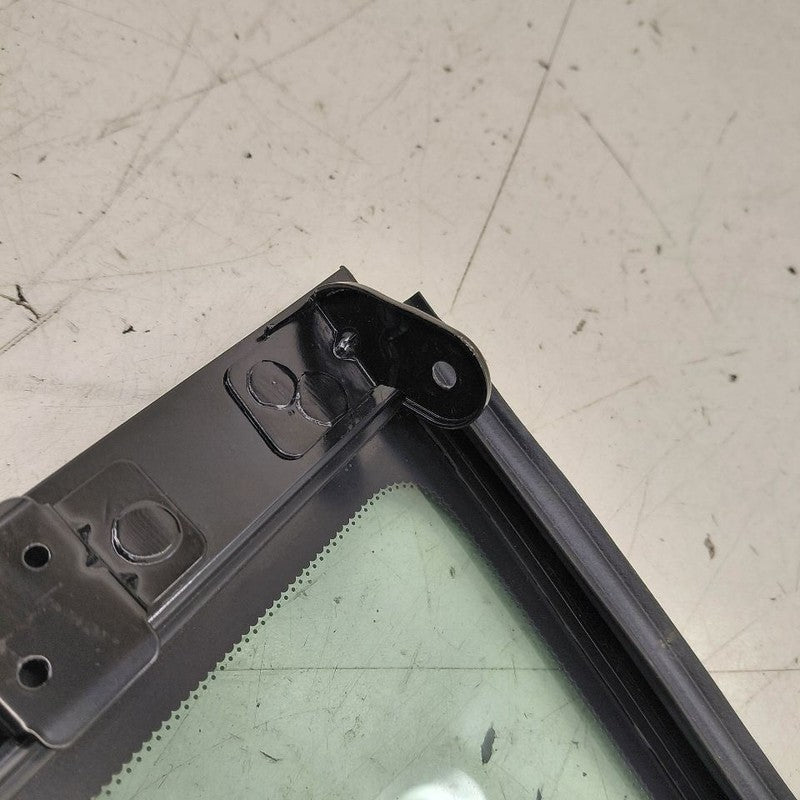 Passenger Right Rear Door Vent Glass Window VIN L 1st Digit LWB 16-18 