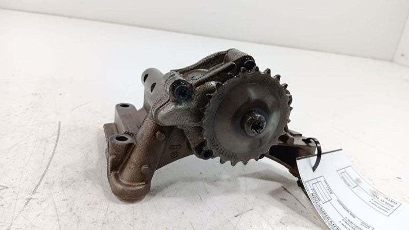 Volkswagen Golf Engine Oil Pump Diesel 2.0 2010 2011 2012 2013 2014 OE