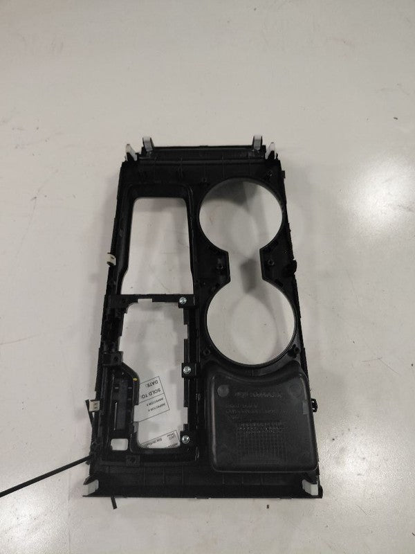 Hyundai Tucson Shifter Bezel Trim Shift Console Surround Trim  2016 20