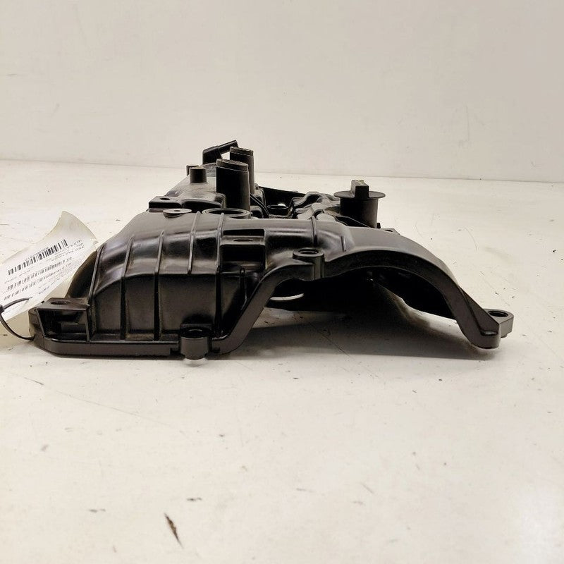 Mazda 3 Engine Cylinder Head Valve Cover  2.5 2023 2022 2021