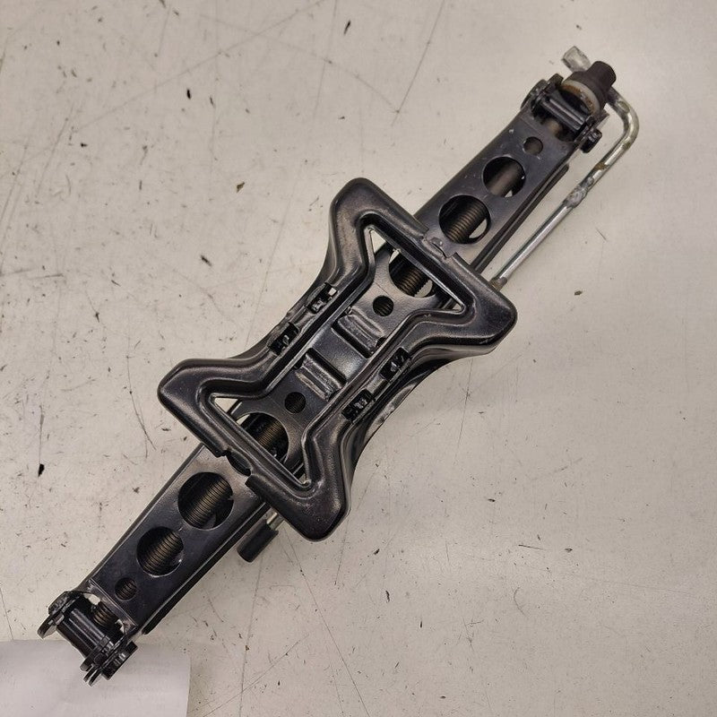 Volvo S60 Spare Tire Changing Jack  2018 2017 2016