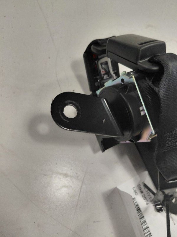 Hyundai Tucson Seat Belt Strap Retractor Center Middle Rear Back  2016 2017 2018
