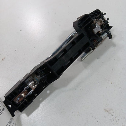 Left Rear Door Handle Exterior  Fits 13-20 Nissan Pathfinder