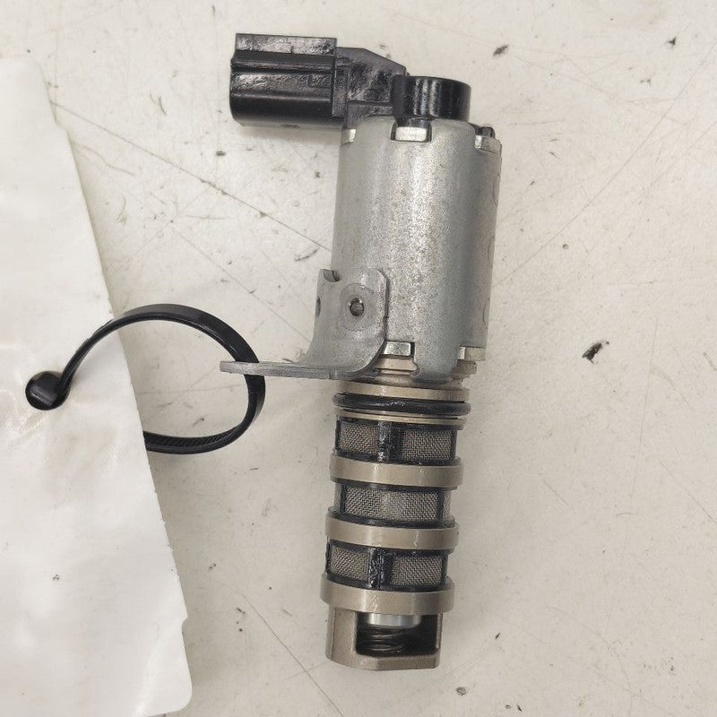 Honda HR-V Variable Timing Gear Oil Control Valve Solenoid Cylinder He