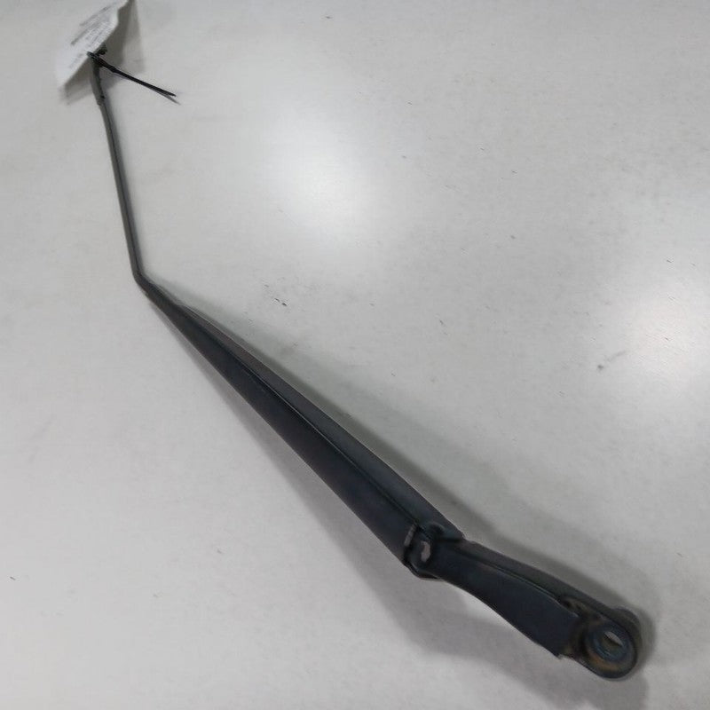 Buick Encore Windshield Wiper Arm Right Passenger  2019 2018 2017 OEM