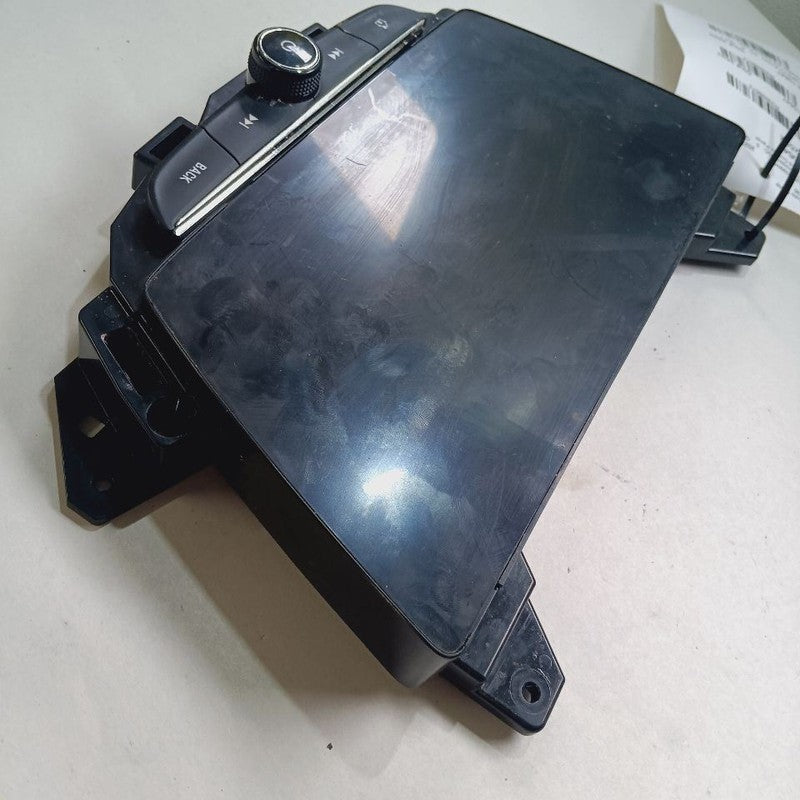 Screen 8.00" Display and Control Panel Opt Uij Fits 21-23 Chevy Trailb