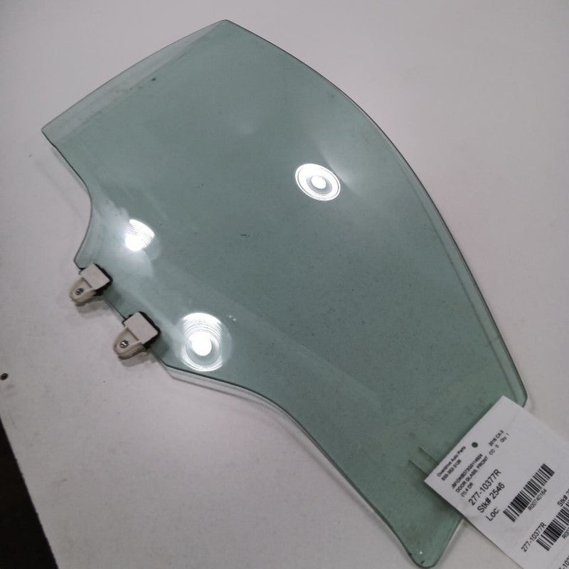 Passenger Right Front Door Window Glass Fits 16-22 Mazda CX-3 OEM