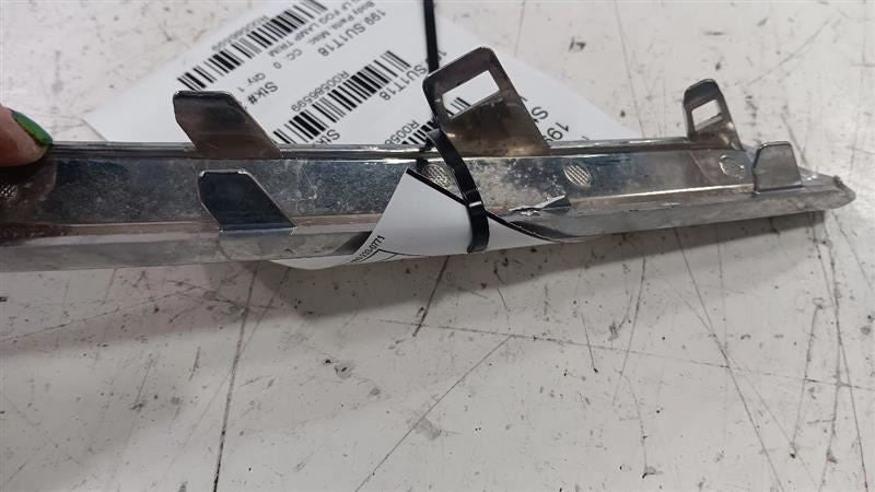 Subaru Forester Driver Left Front Fog Light Trim Broken Tab 2017 2018 