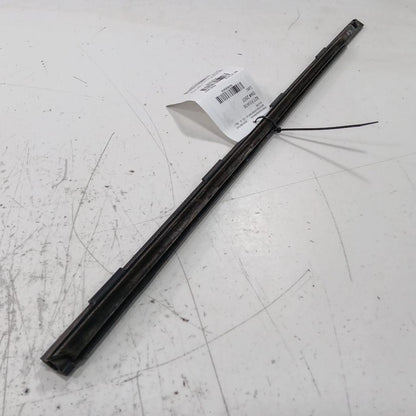 Fiat 500 Door Glass Window Weather Strip Trim Front Left Driver 2018 O
