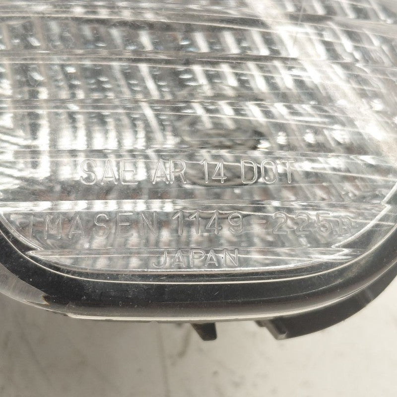 Mitsubishi Outlander   Passenger Right Rear Reflector  2018 2017 2016