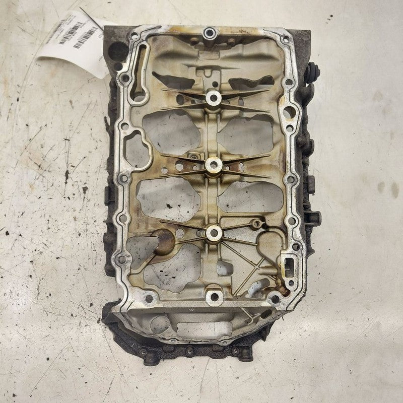 Upper Engine Oil Pan Fits 19-24 AUDI Q3