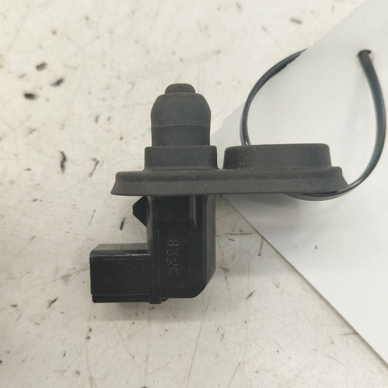 Honda CR-V Door Ajar Switch Door Open Dome Light Switch  2019 2018 201