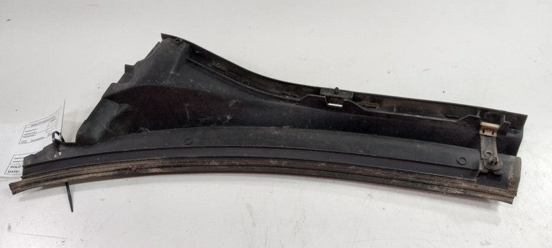 Subaru Forester Windshield Cowl Vent Panel Trim Cover Right Passenger 