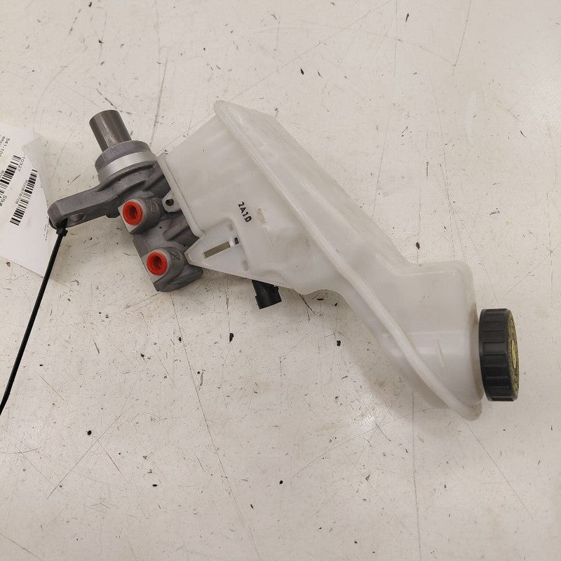 Brake Master Cylinder Fits 16-19 21-22 Buick Encore
