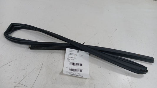 Honda Civic Door Glass Window Seal Rubber Left Rear Back 2013 2014 2015